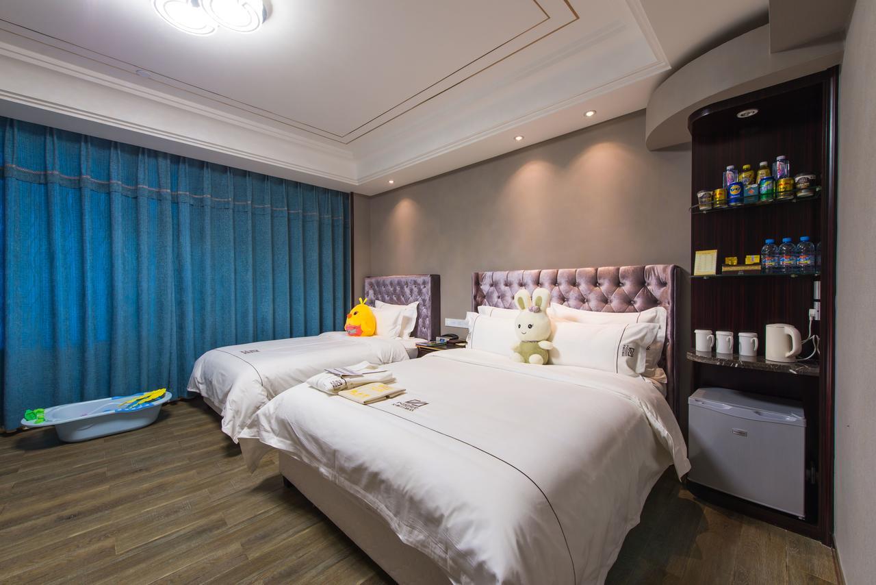 Dunhuang Isiting Hotel Esterno foto